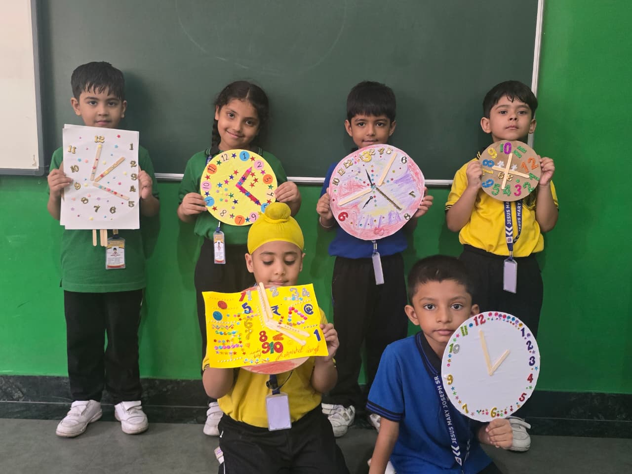 TELLING TIME SCOOP ACTIVITY