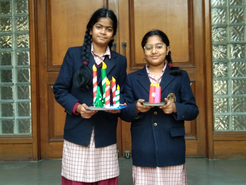 RECYCLED CHRISTMAS ART